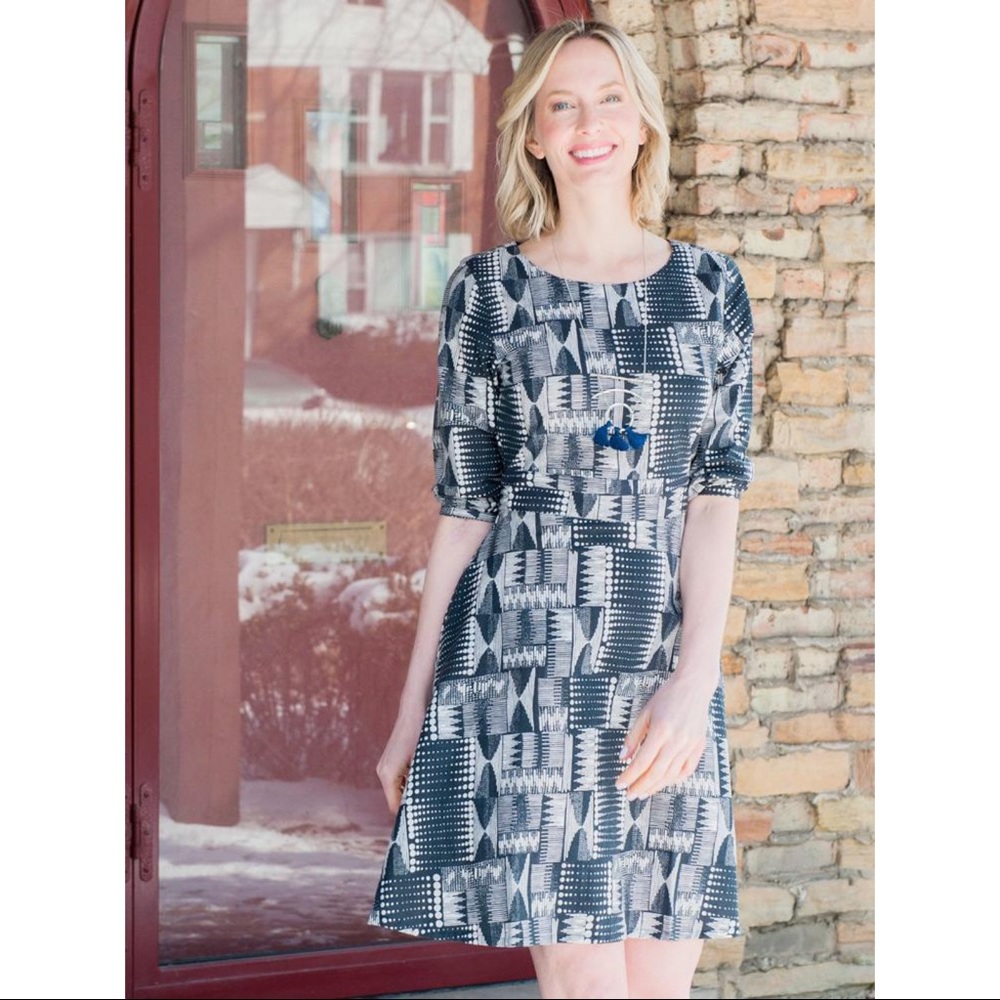 NWT Mata Traders black geometric dress